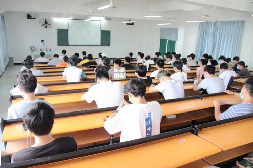 二手車(chē)評(píng)估師職業(yè)技能培訓(xùn)及考證宣講會(huì) 開(kāi)啟專(zhuān)業(yè)認(rèn)證之路